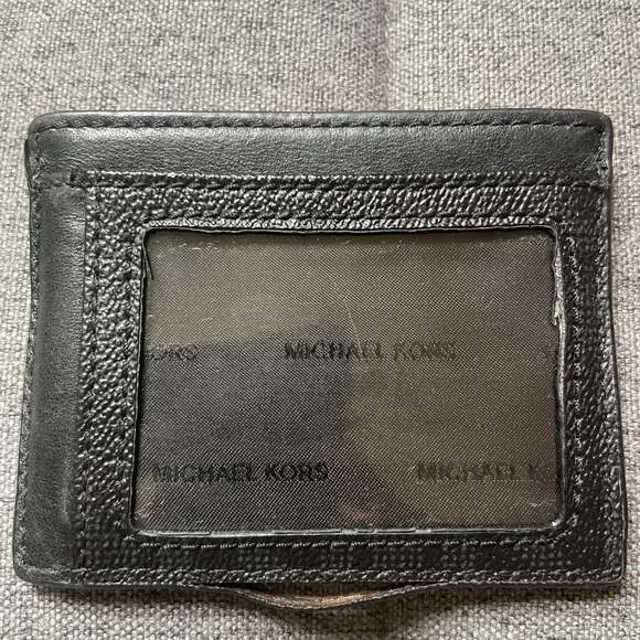 Michael Kors Wallet - Picture 4 of 4